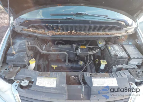 2003 Chrysler Town & Country Lxi из США, поврежденный, VIN 2C8GP54L63R105338